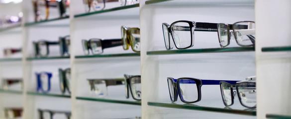 Glasses20at20the20opticians 01
