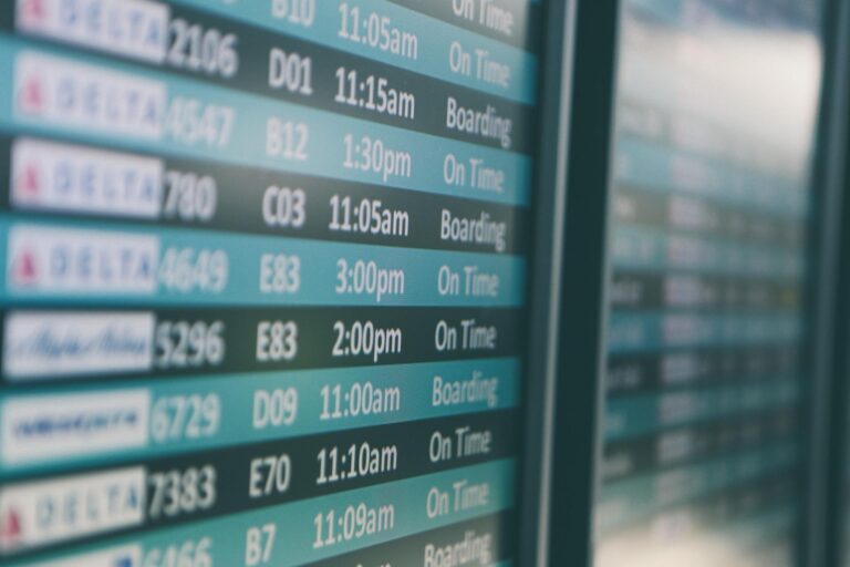 airport 690556 19201 768x512
